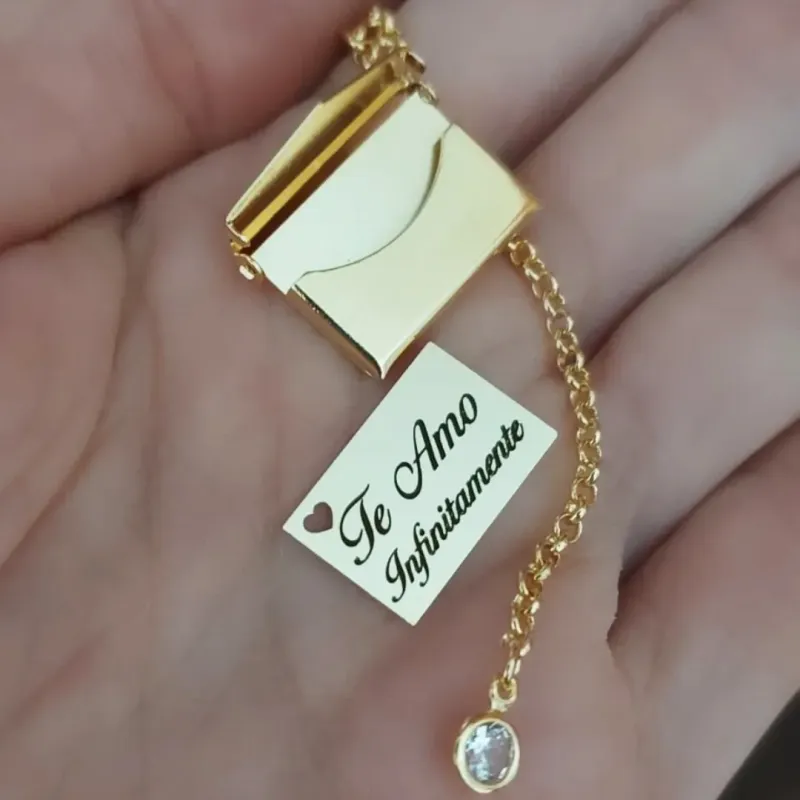 Colar Envelope do Amor em Banho de Ouro 18k